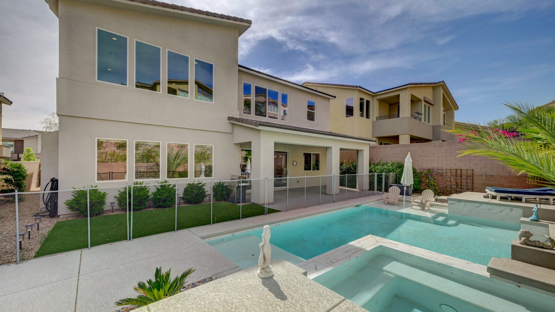 32 Vista Outlook St — 62