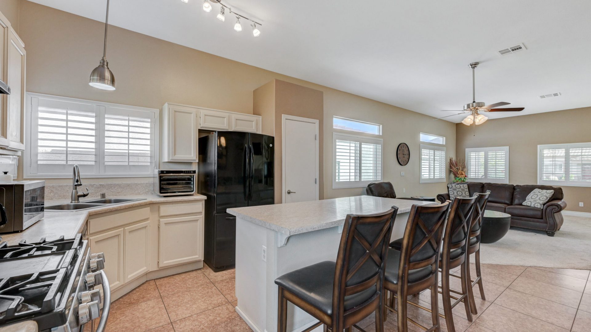 740 Camino Del Ray — 27
